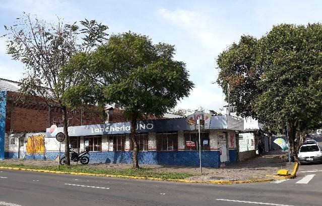 Imóvel 1.012 m2 c/Lancheria e terrenos para estacion. Centro Caxias do Sul