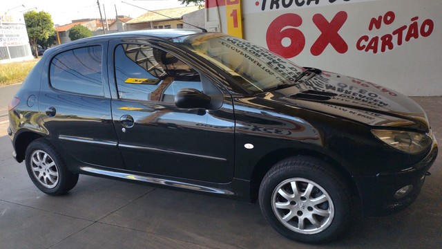 PEUGEOT 206 1.6 FLEX COMPLETINHO SÉRIE HOLIDAY