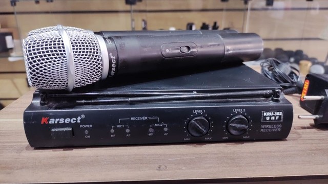 Microfone Duplo Karsect Kru302 Uhf Funcionando 100%!!