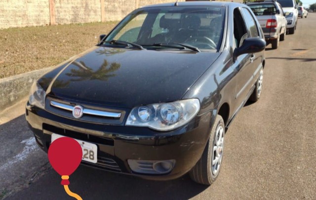 VENDO FIAT PALIO 1.0 FIRE CELEBRATION 2014