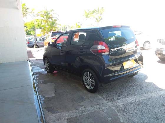 FIAT MOBI 2020/2020 1.0 EVO FLEX LIKE. MANUAL - Foto 4