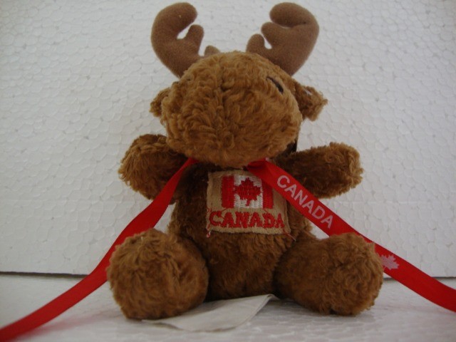 Boneco Alce Souvenir do Canadá . - Foto 2