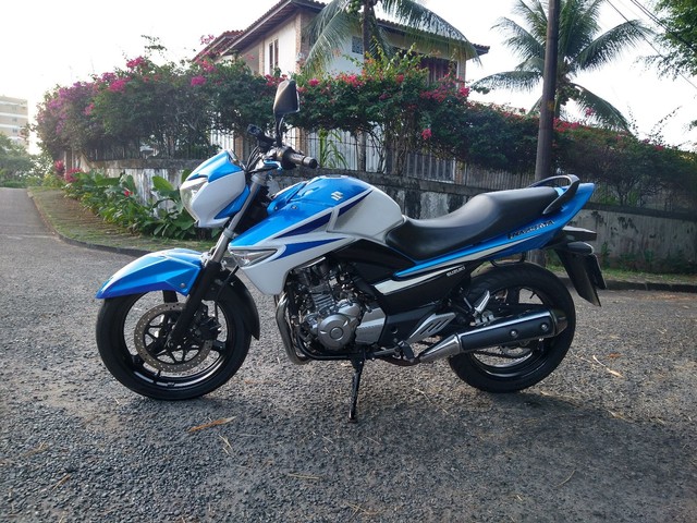 suzuki inazuma olx