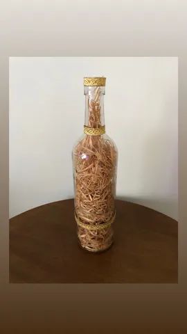 Garrafa decorativa 29cm de altura - Foto 2