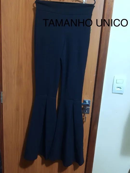 CALÇA BOCA DE SINO