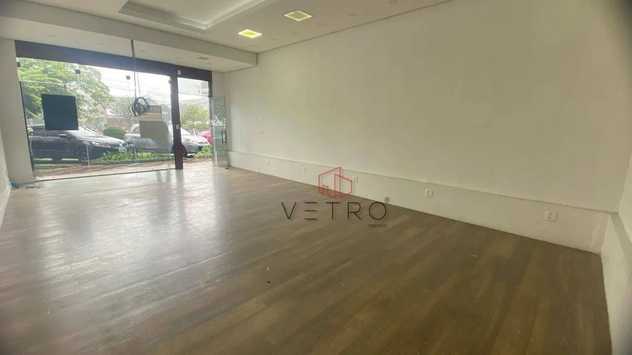 Sala Comercial à Venda em Gramado, no Centro!