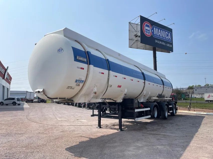 CARRETA TANQUE RANDON VANDERLEIA 43 MIL LITROS ANO 2012 - Foto 2