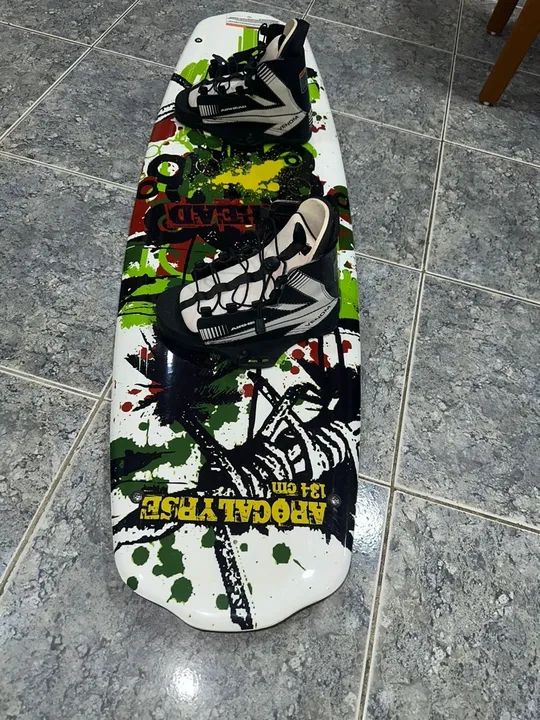 Prancha e Botas de Wakeboard Airhead Venom/aceito propostas