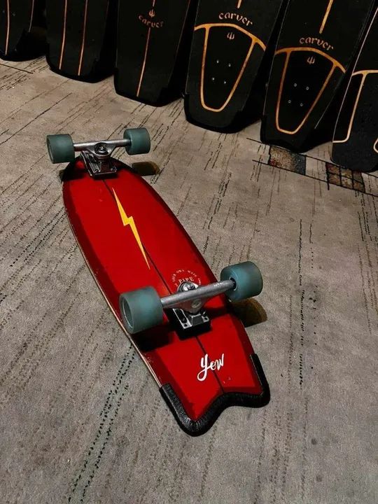 Surf Skate Yow Original Importado Edição Pipe Gerry Lopez Carver Smooth