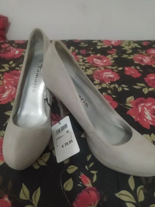 Sapato Scarpim importado Tamaris número 36