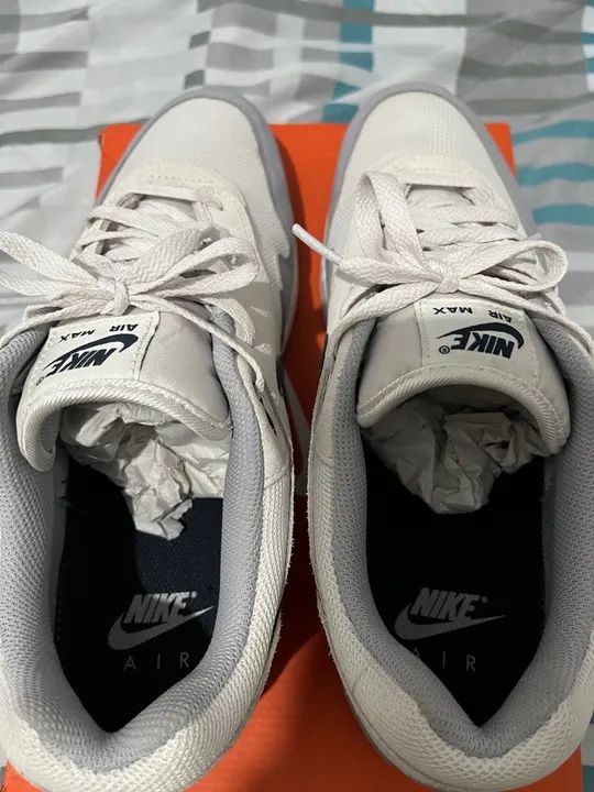 Tênis Nike Air Max 1 Light Grey - Foto 4