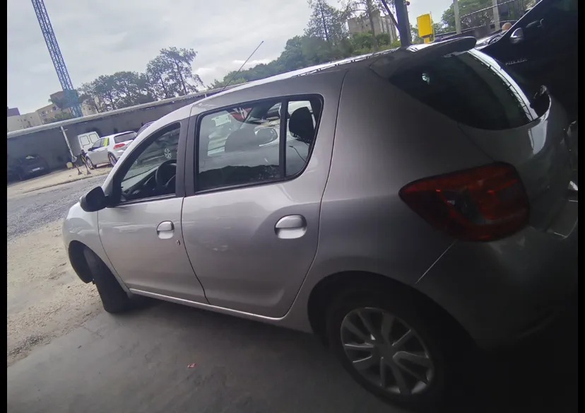 SANDERO