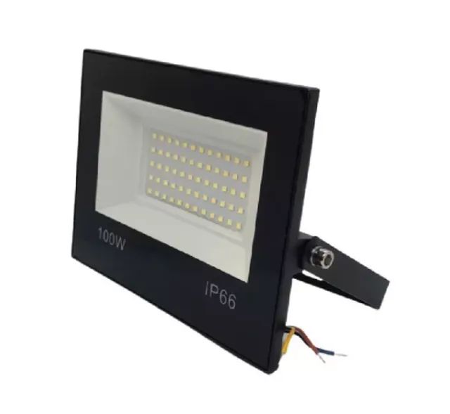 Refletor Led 100w Smd Prova D´água Ip66 Holofote 6500k - Foto 3