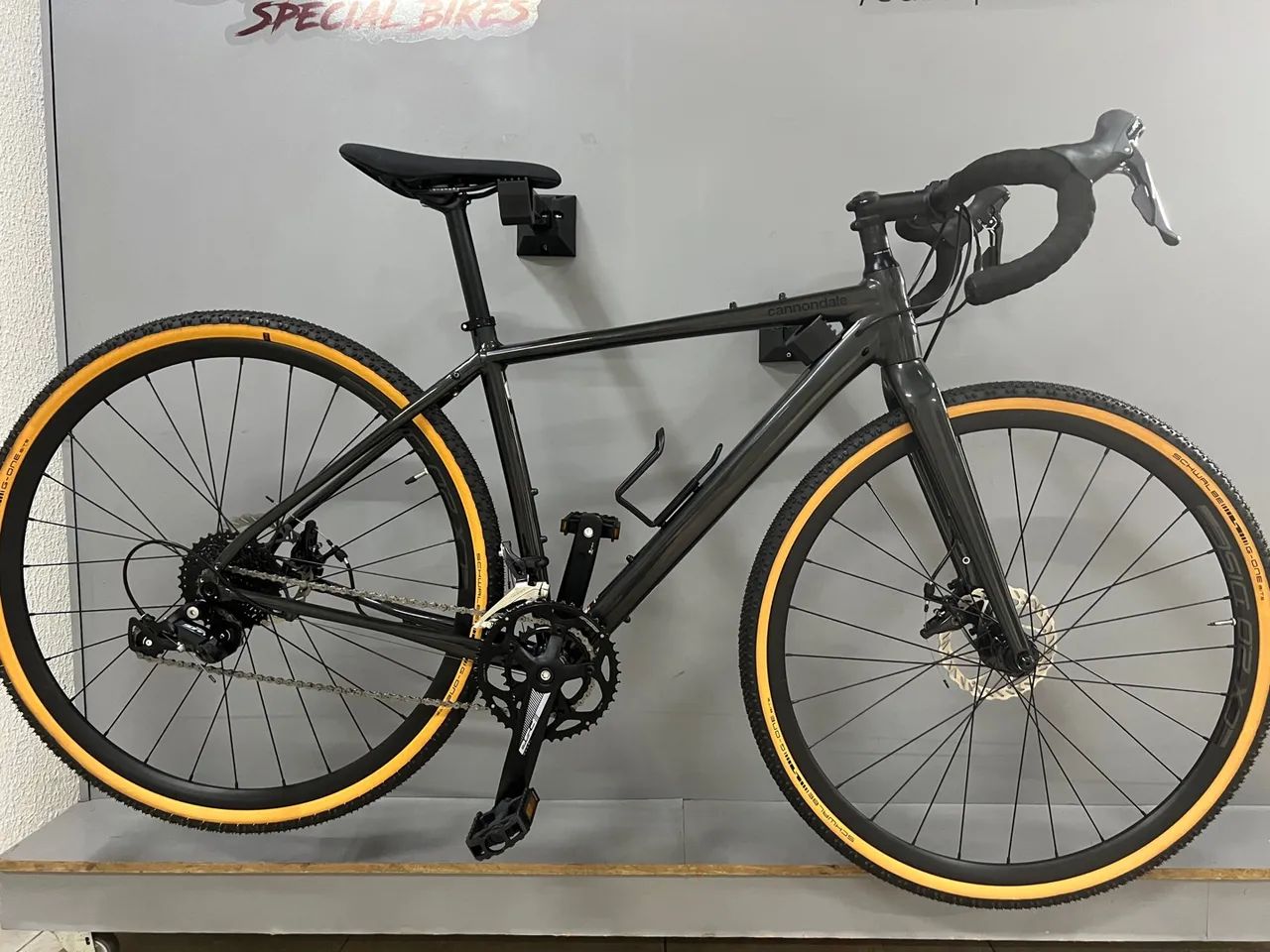 Bicicleta Cannondale Topstone 3