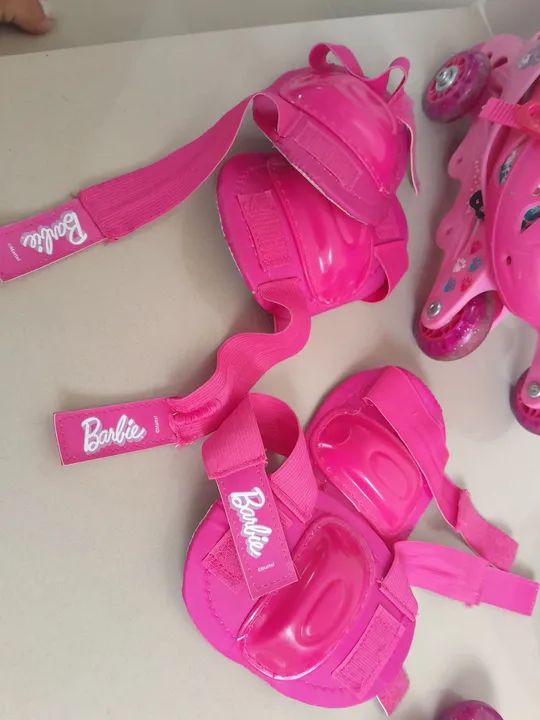 Patins Barbie Infantil com Acessórios - Foto 4