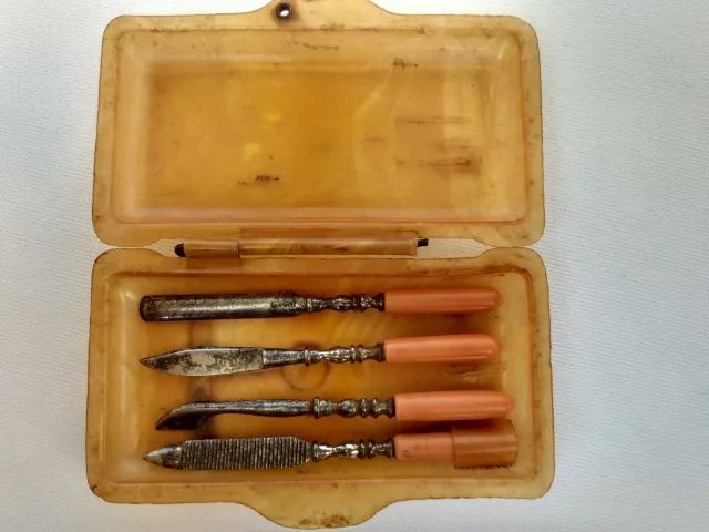 Kit De Higiene Pessoal Para Unhas Antigo Germany