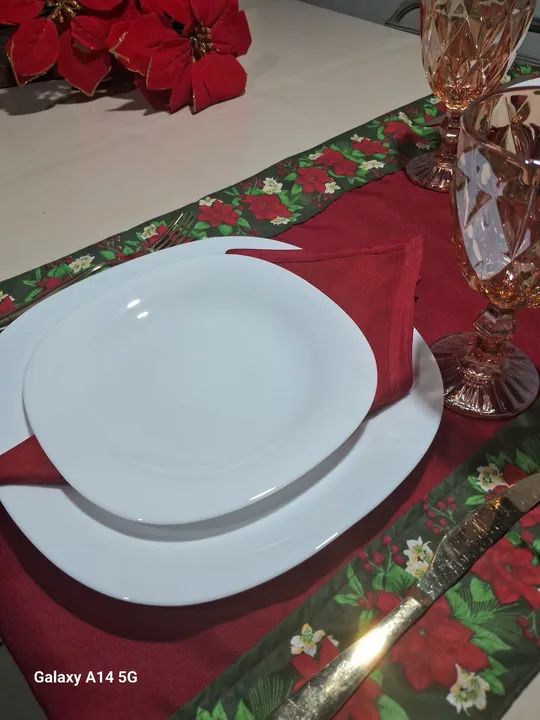 Lindos trilhos de mesa natalinos - Foto 4