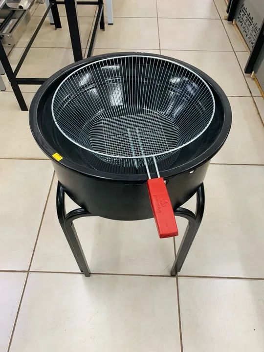 FRITADEIRA A GÁS 14 LITROS COM SUPORTE  - Foto 5