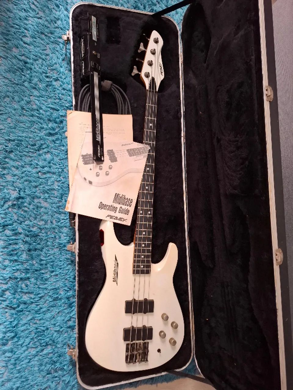 Peavey Midibase - Baixo MIDI Controlador