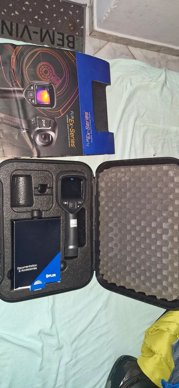 Câmera Térmica FLIR EX-Series E4