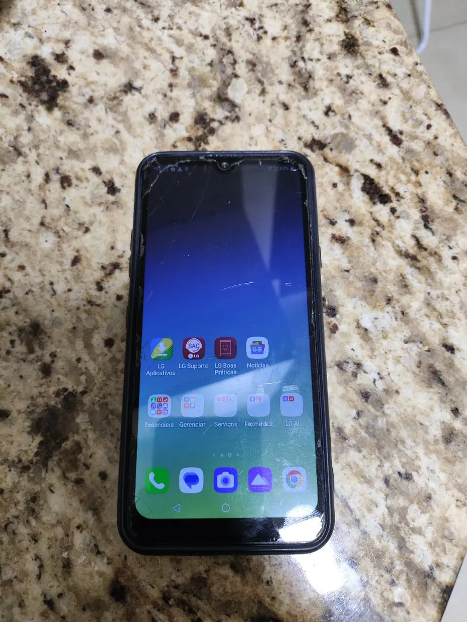 Celular LG K40S - funcionando (ler descrição)
