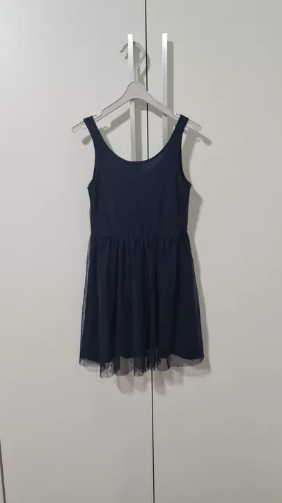 Vestido ZARA Girls importado em tule azul marinho tamanho 7/8 anos
