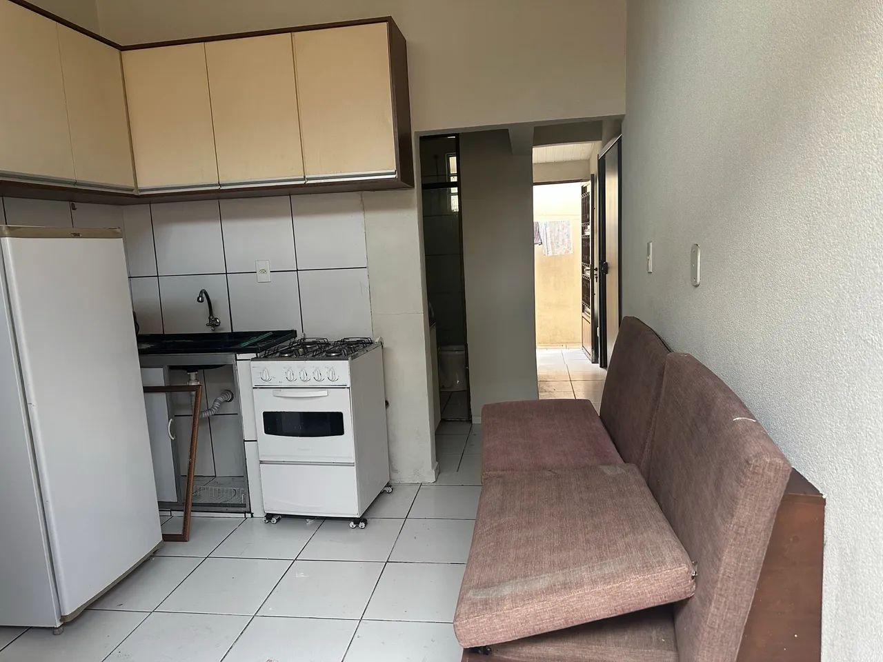 Quitinete 2 quartos mobiliada ótima localização - Foto 7