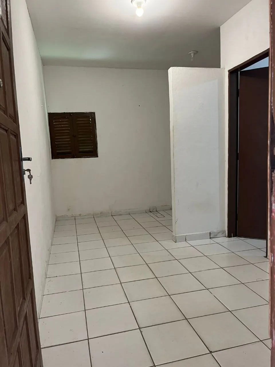 Kitnet 400 reais incluso água
