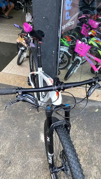 MTB Caloi Elite Carbon Racing Seminova Segundo Dono com Nota Fiscal  - Foto 6