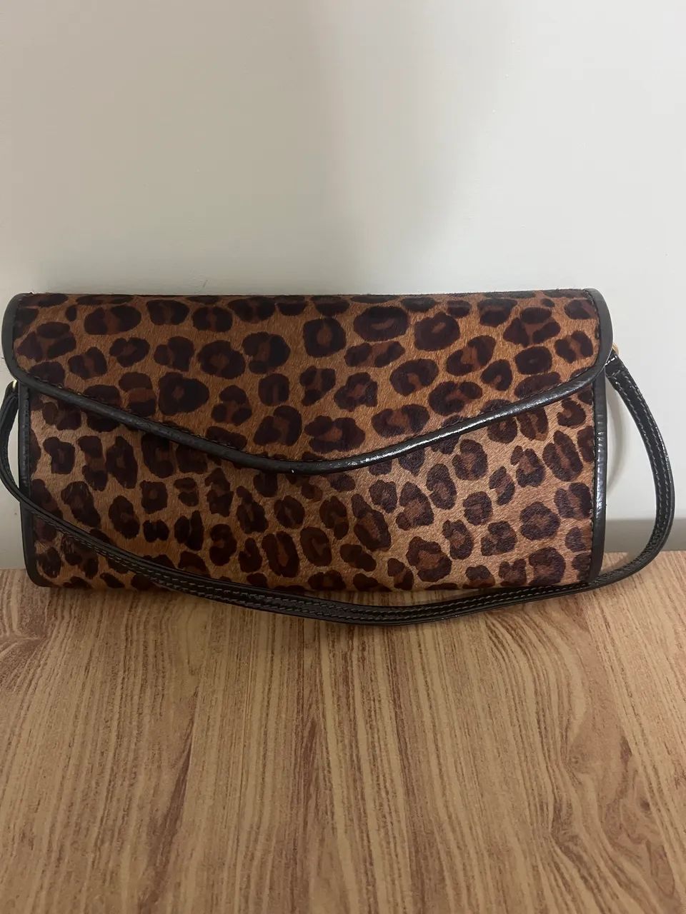 Bolsa de mão animal print