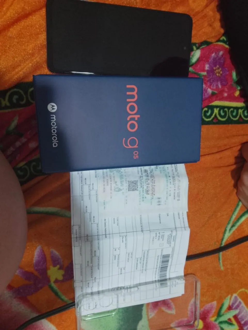 Vendo moto g05 novo