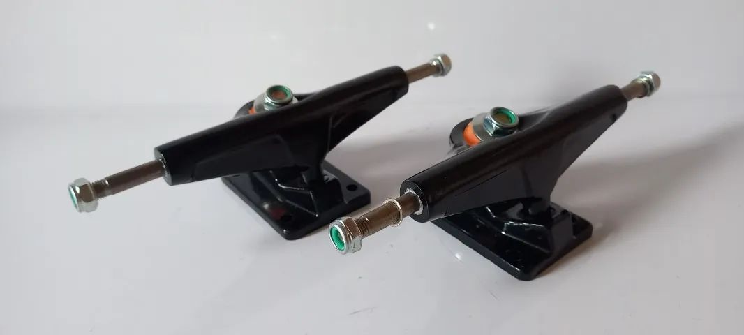 Truck de Skate Profissional Preto 139mm Mid - Foto 5