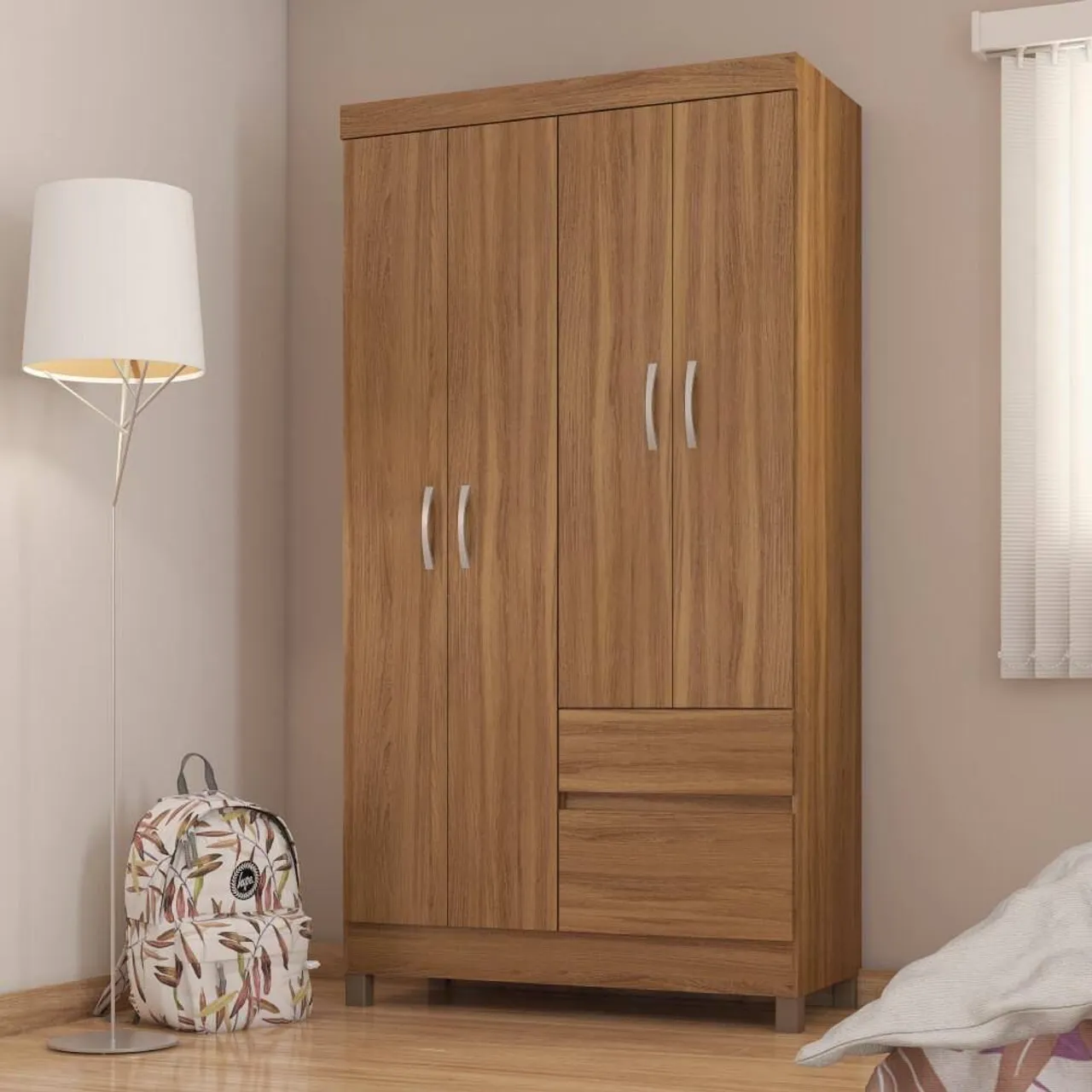 Guarda-Roupa de Madeira com Gavetas - Elegância e Organização