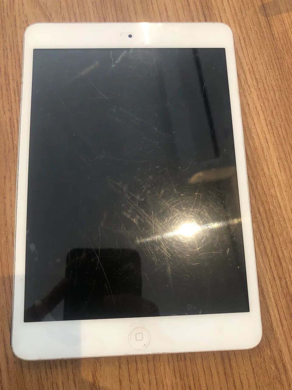 Apple iPad - Model A143264312213368706120