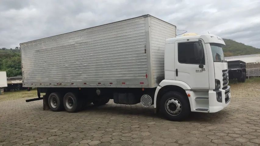 volkswagen/vw 24.250 6x2, ano 2007/2008, constellation - Foto 5