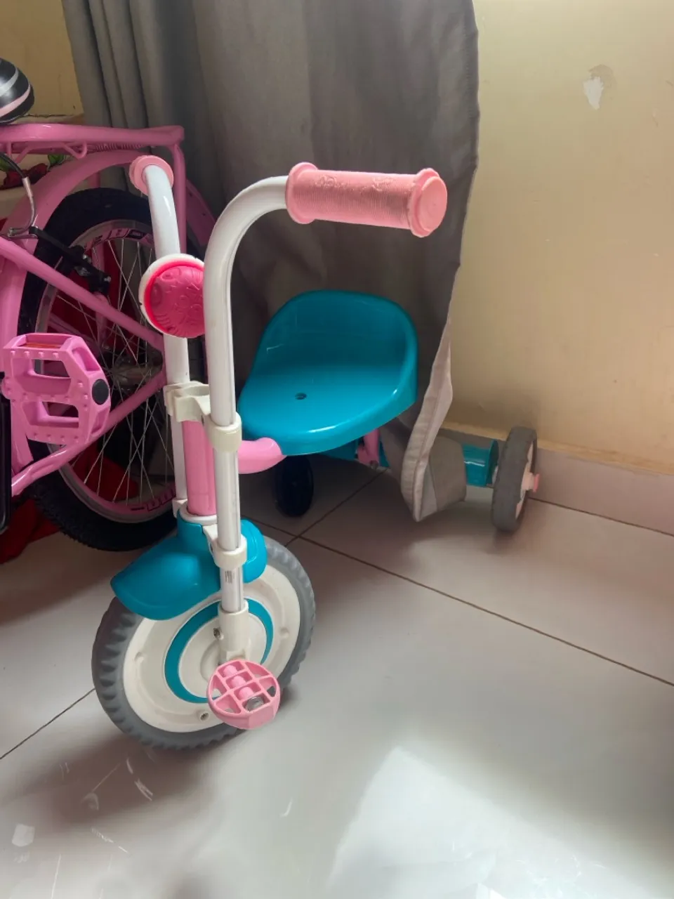 Triciclo Infantil Rosa e Azul