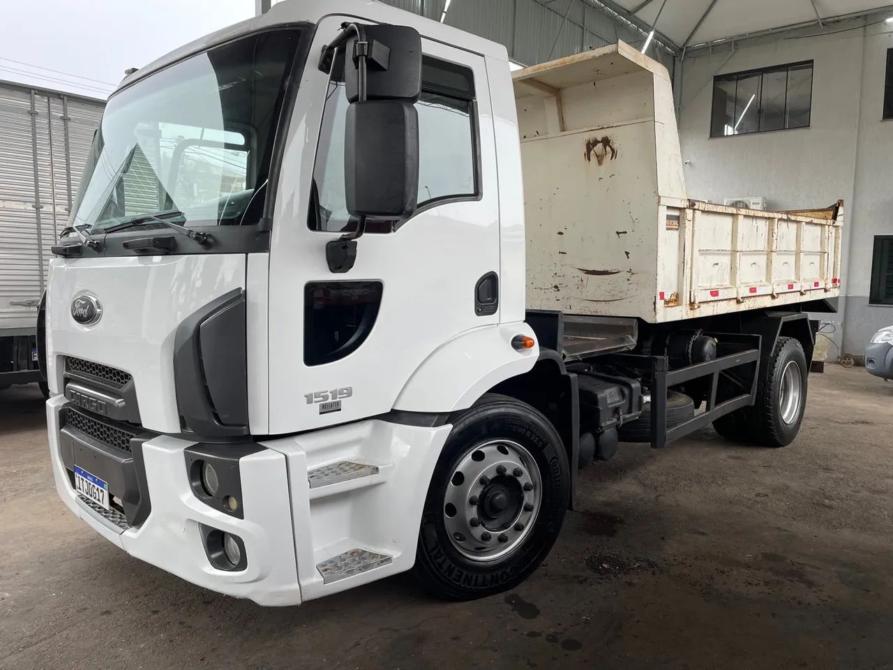 CARGO 1519 13  muito novo - Foto 5