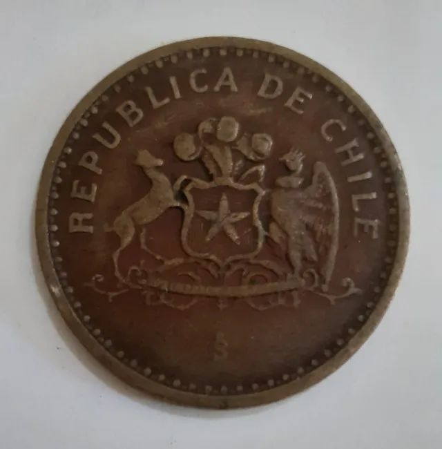 Lote 2 Moedas Chile - 50 Pesos (1989) / 100 Pesos (1981) - Foto 6