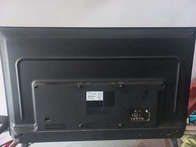 Tv Philips 42 polegadas tela quebrada. - Foto 2