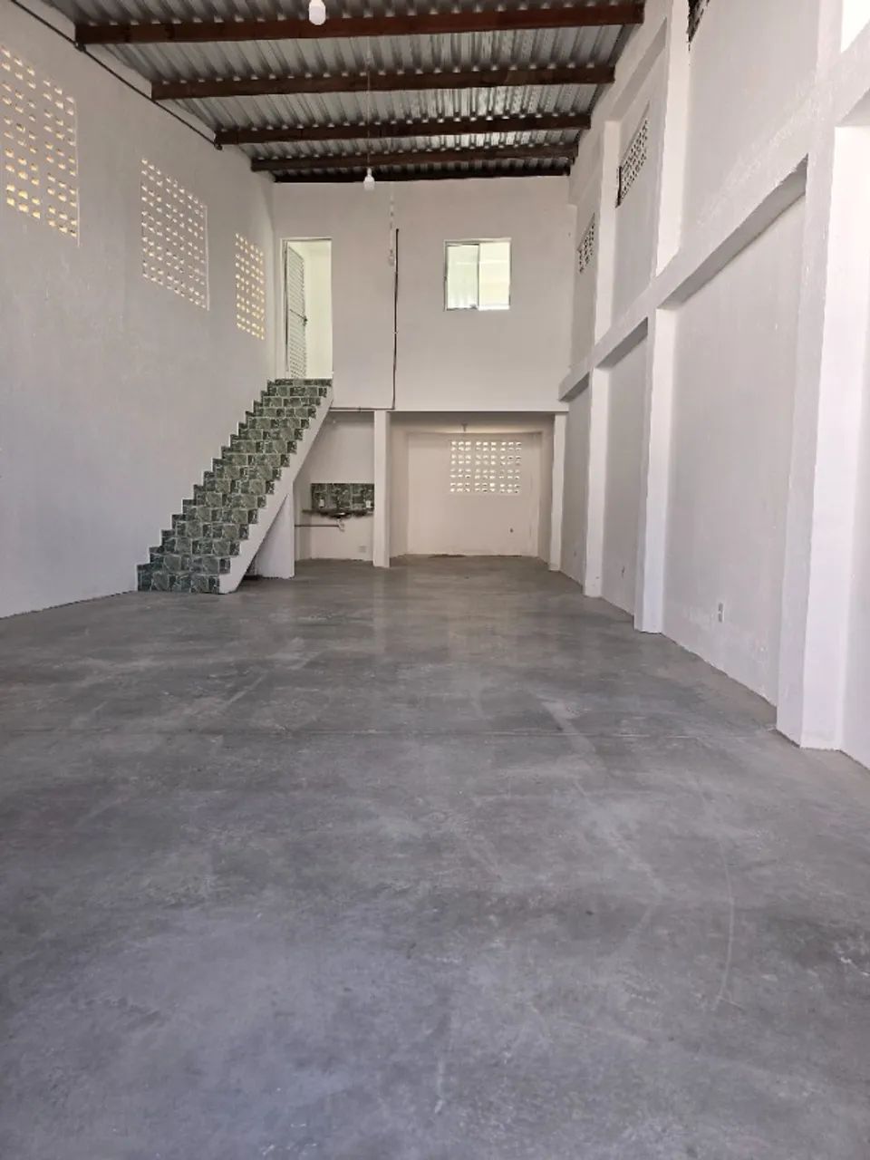 Galpão em Itapuã com 100m2 - Foto 3