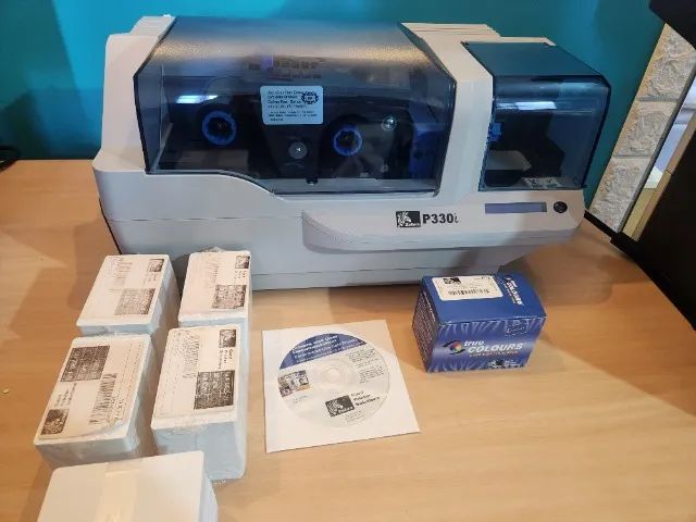 Impressora de Cartões/Crachás ZEBRA P330I - Foto 5