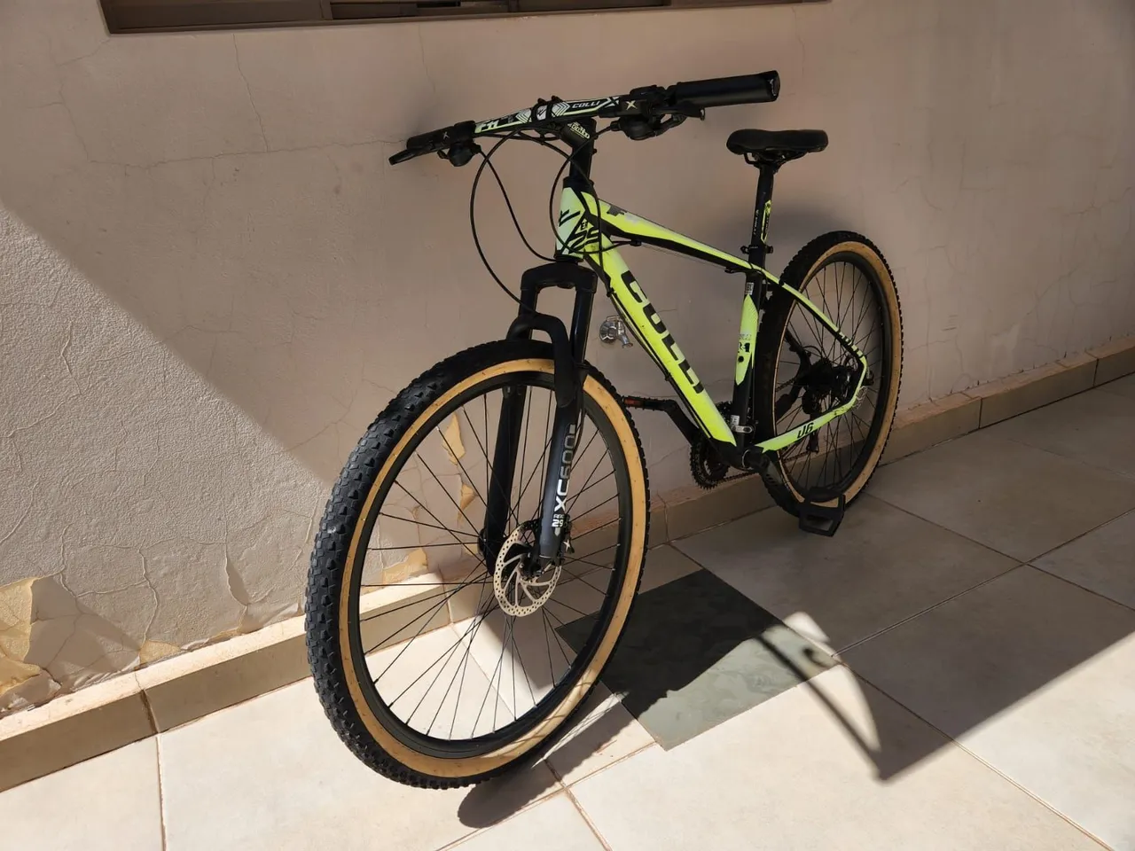 Bike aro 28 quadro 18 Edição limitada colli