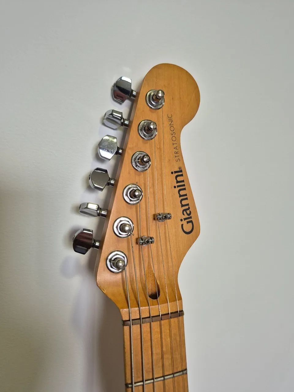 Guitarra Giannini Stratosonic - 90 - Foto 3