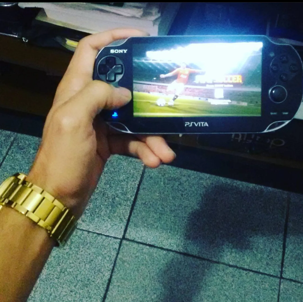 PlayStation Vita (PS Vita) - Sony