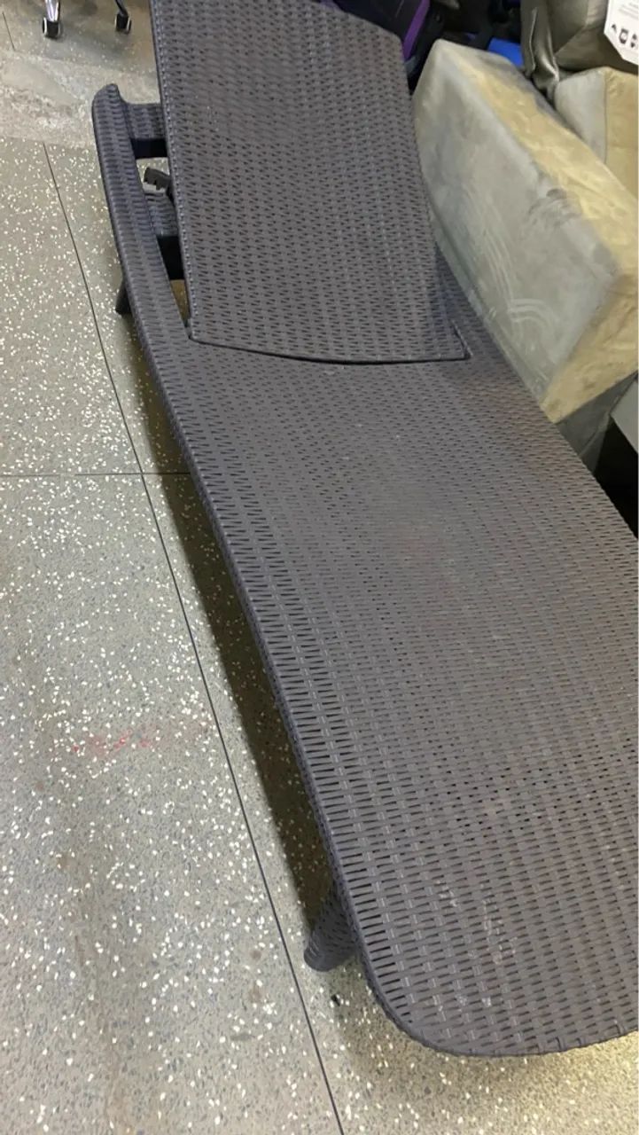 Espreguiçadeira para piscina NOVO 