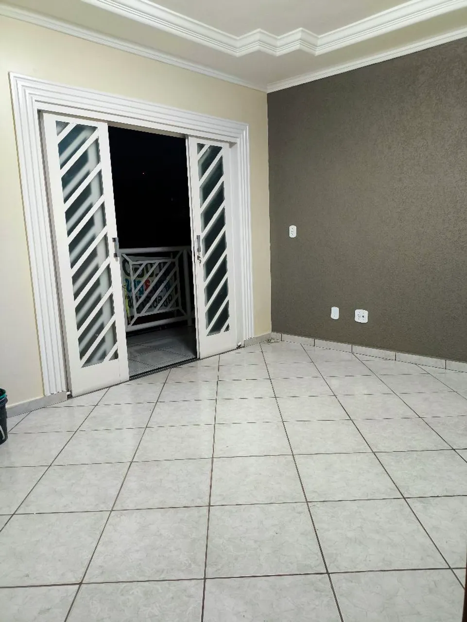 Aluga-se excelente apartamento 3 quartos