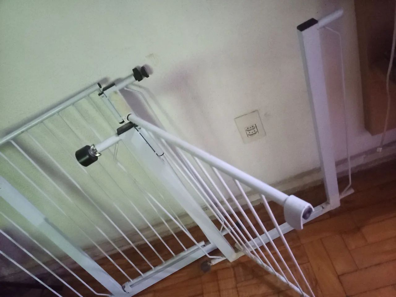 02 Cercadinhos para Crianças e Pets - BAIXOU o preço. - Foto 2