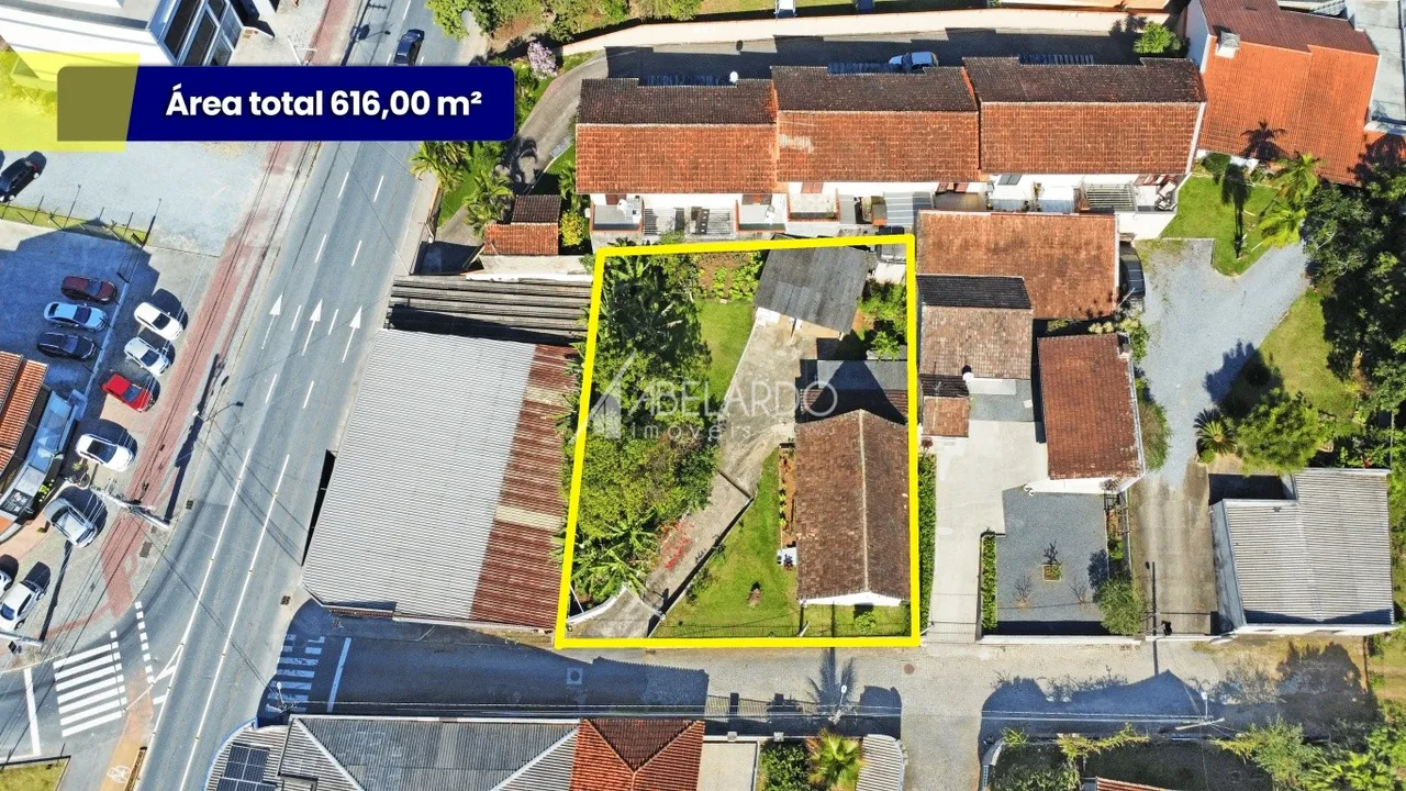 Terreno com 616m² - topografia plana - bairro Velha - Imediações Loja Herkenhof
