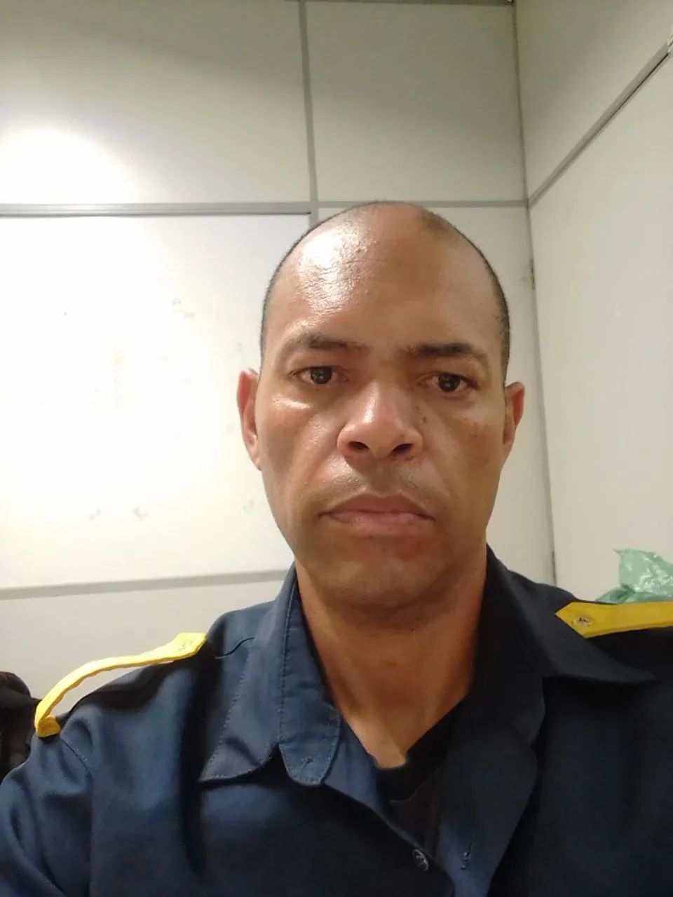 Motorista particular e segurança particular sem veículo próprio  - Foto 2