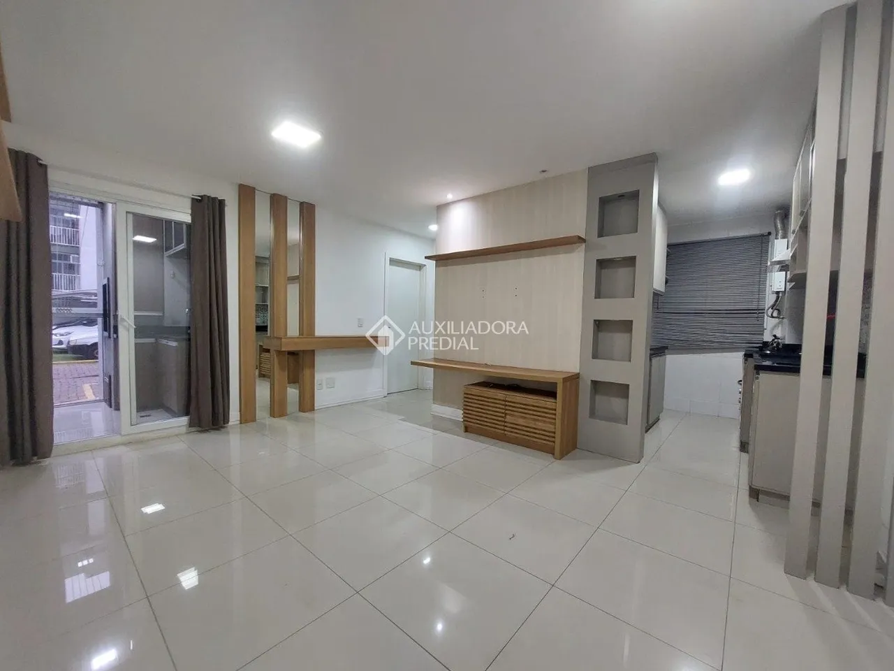 Apartamento 3 dormitórios térreo mobiliado, transformado em 2